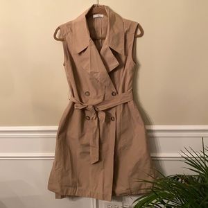 Peserico Carmel belted trench coat size 42